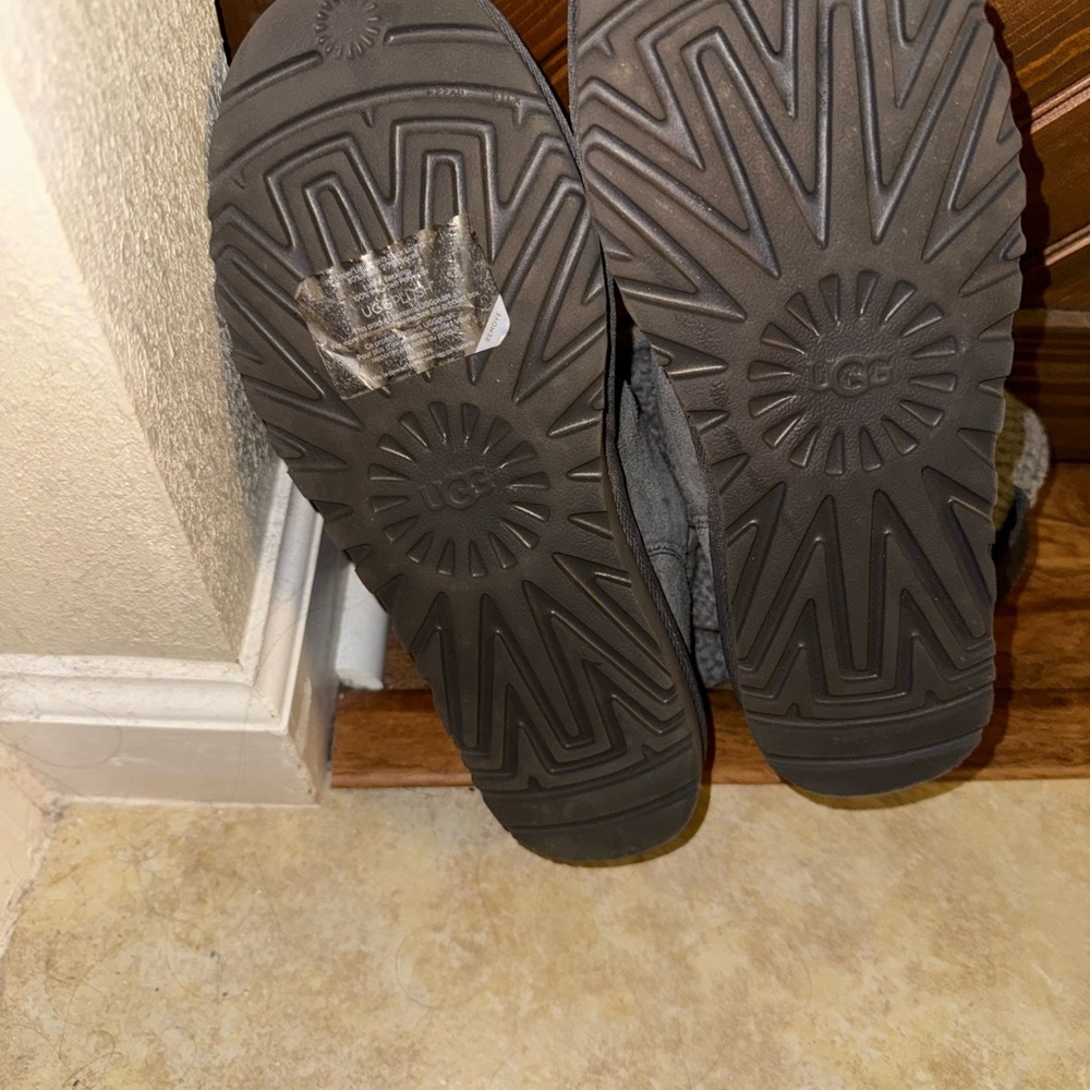 Women’s UGG boots - Picture 5 of 5